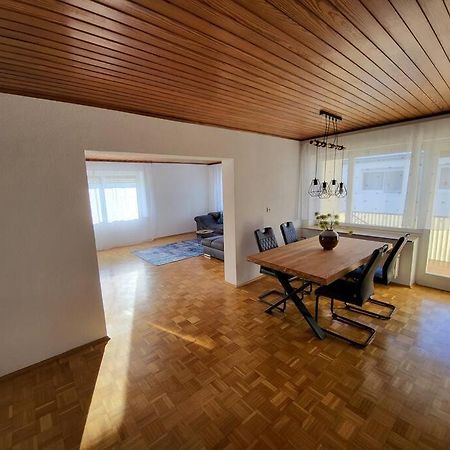 Zentrale, Helle Ferienwohnung Crailsheim Luaran gambar